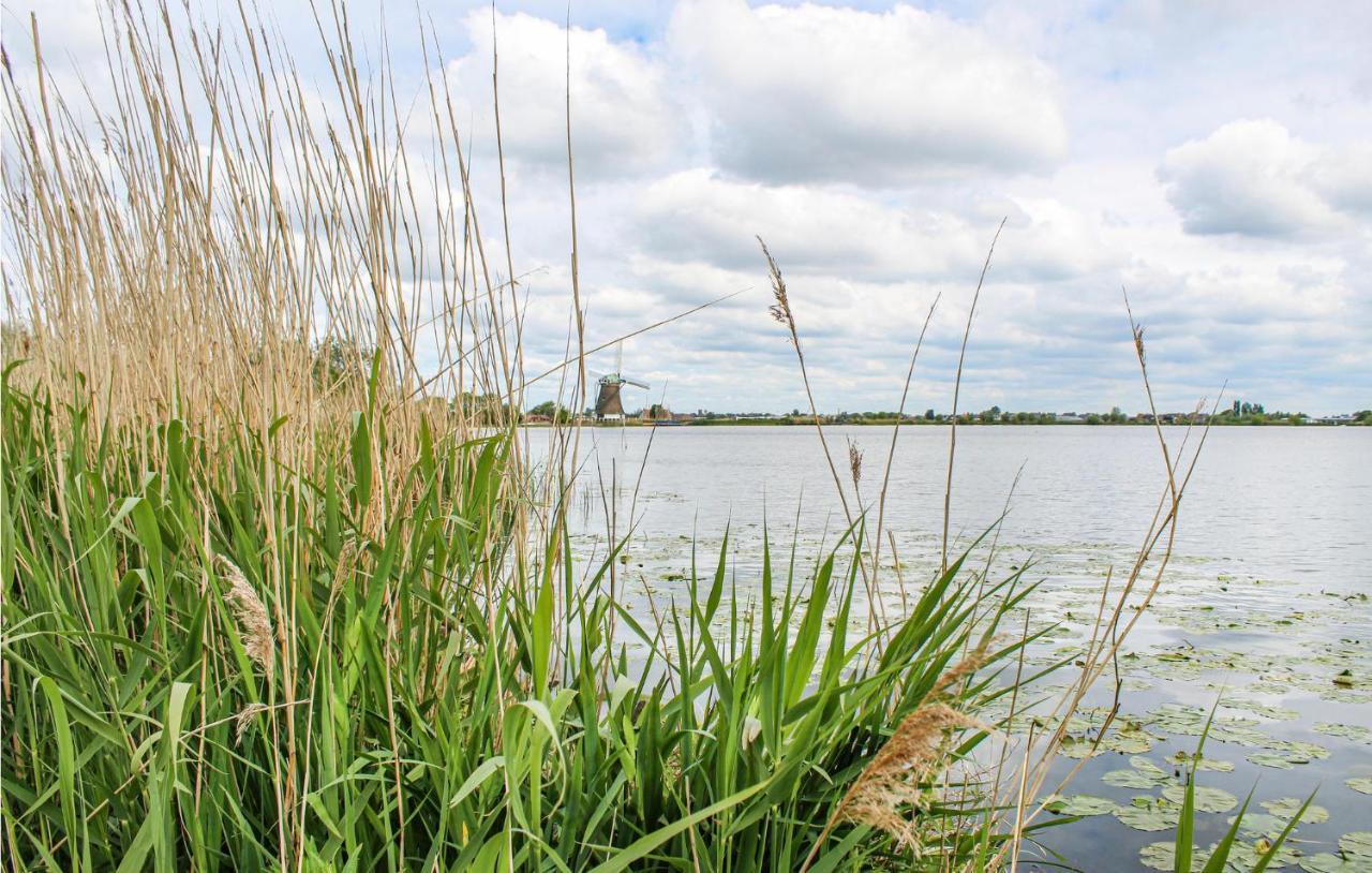 Nr, 5 3* Woubrugge